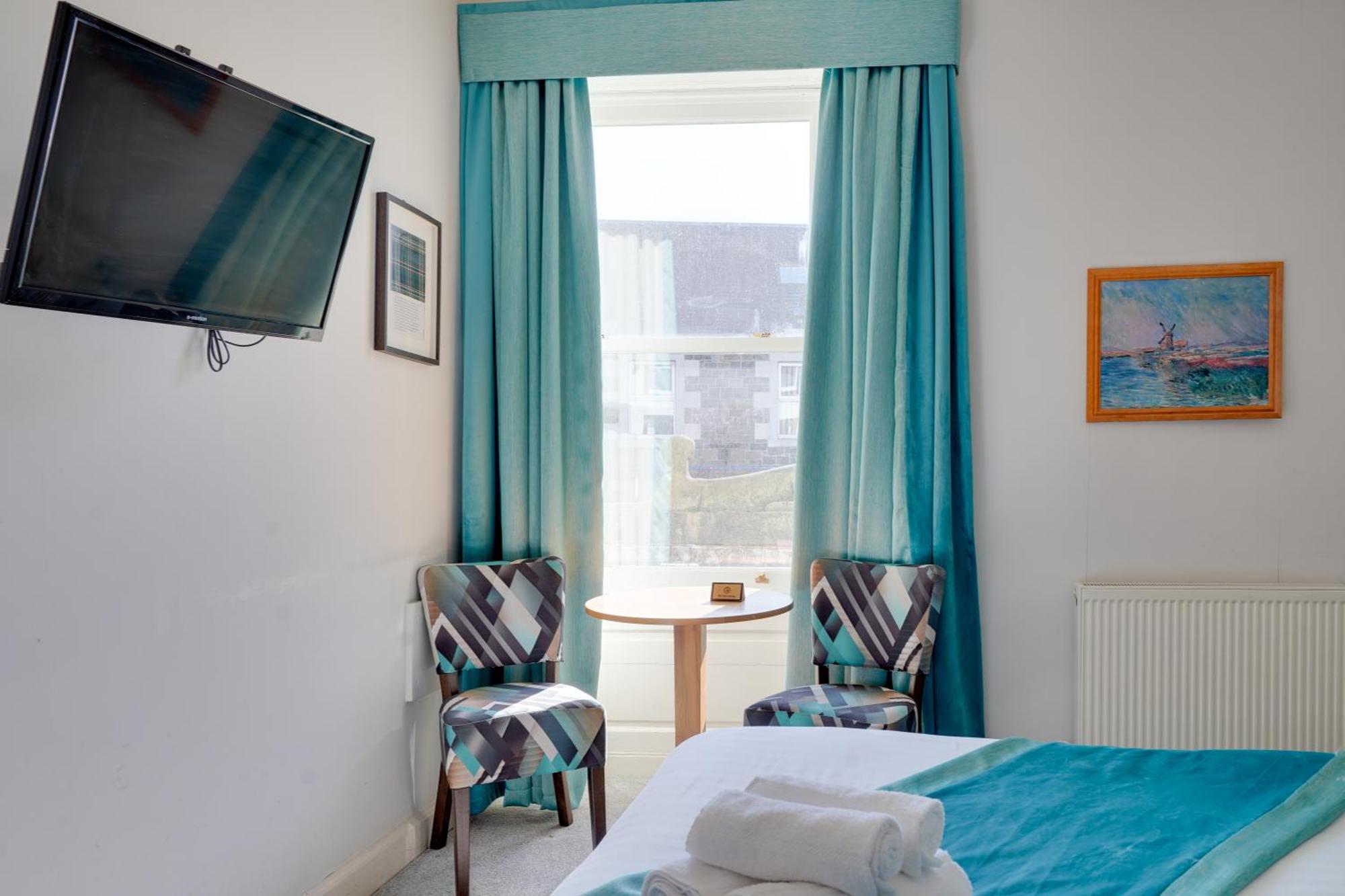 The County Hotel - Self Check-In, Ultra Fast Wi-Fi, Free Parking, Central Location 셀커크 외부 사진