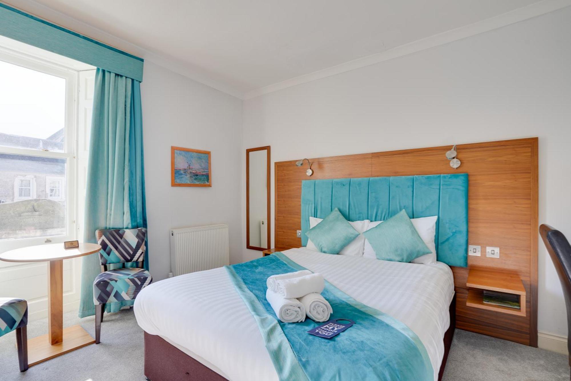The County Hotel - Self Check-In, Ultra Fast Wi-Fi, Free Parking, Central Location 셀커크 외부 사진