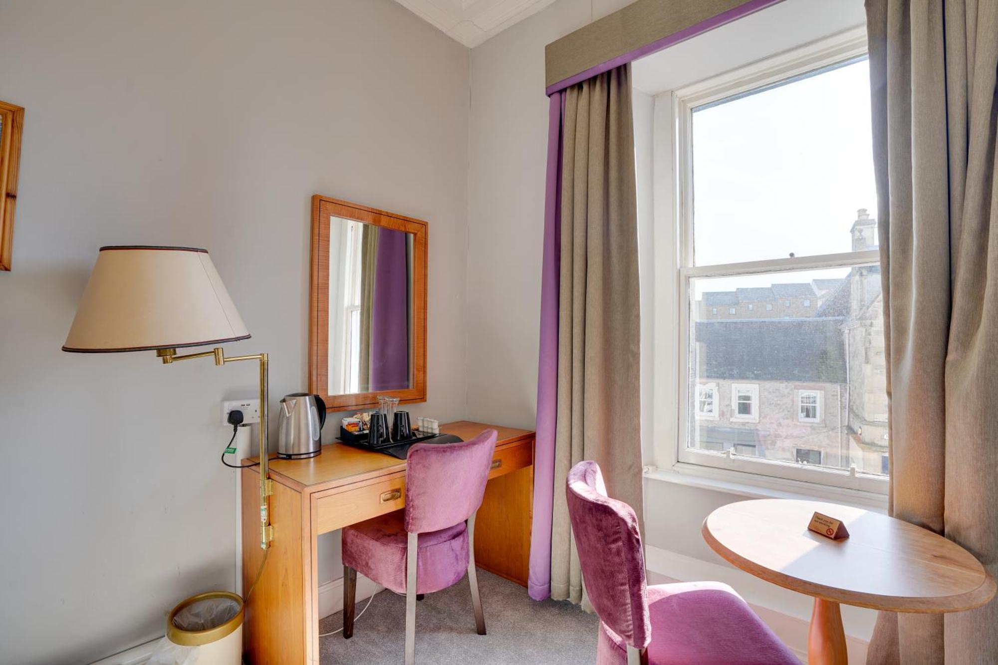 The County Hotel - Self Check-In, Ultra Fast Wi-Fi, Free Parking, Central Location 셀커크 외부 사진